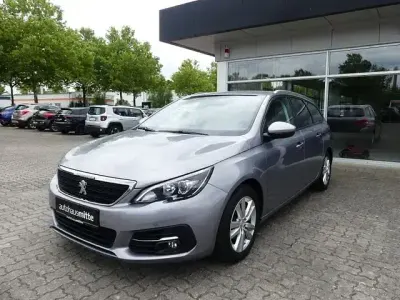 Gebraucht Peugeot 308 SW Active 110 PS (80 kW) 2018 Grau Kombi