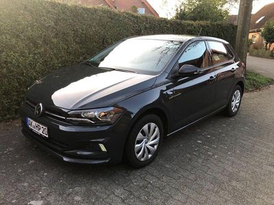 Gebraucht VW Polo Comfortline 95 PS (69 kW) 2017 Grau Kleinwagen