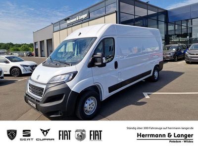 Gebraucht Peugeot Boxer Avantage 140 PS (102 kW) 2023 Lackierung weiss icy/deckende Van