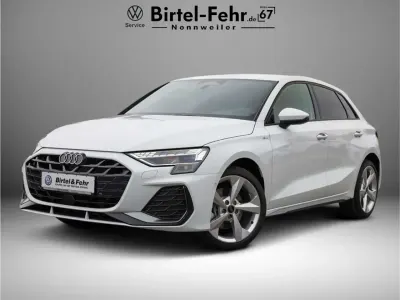 Neu Audi A3 S-Line 204 PS (150 kW) 2026 Gletscherweiß metallic Limousine