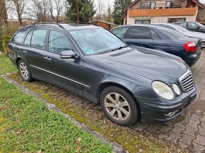 Mercedes E280