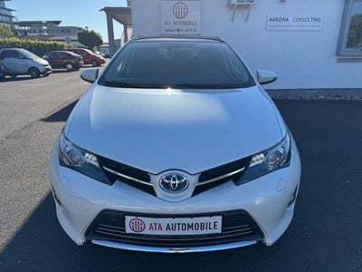 Toyota Auris Hybrid
