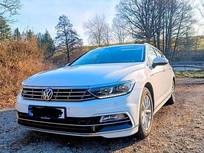 Gebraucht VW Passat Comfortline 190 PS (139 kW) 2018 Weiß Kombi