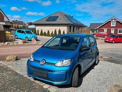 Gebraucht VW up! 60 PS (44 kW) 2018 Blau Kleinwagen