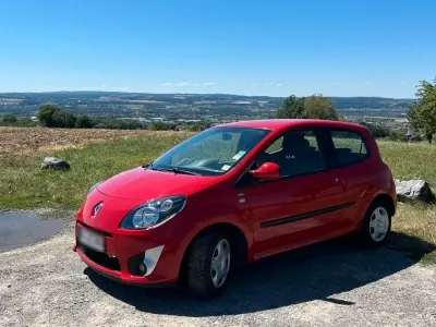 Gebraucht Renault Twingo 76 PS (55 kW) 2009 Rot Kleinwagen