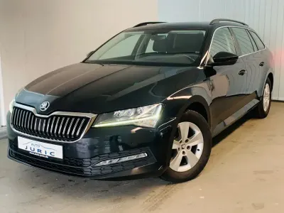 Gebraucht Skoda Superb Ambition 150 PS (110 kW) 2022 Schwarz Kombi