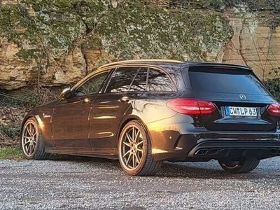 Mercedes C63 AMG