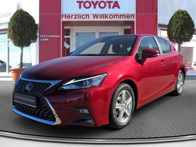 Lexus CT200h