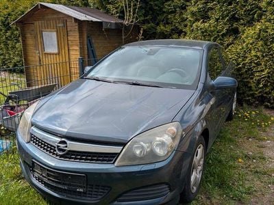 Second-hand Opel Astra GTC 101 CP (74 kW) 2008 Albastru Berlinǎ