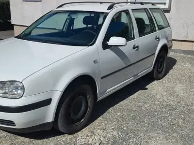 Gebraucht VW Golf IV Basis 101 PS (74 kW) 2003 Weiß Kombi