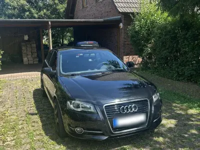 Gebraucht Audi A3 Sportback S-Line 140 PS (102 kW) 2012 Schwarz Kleinwagen