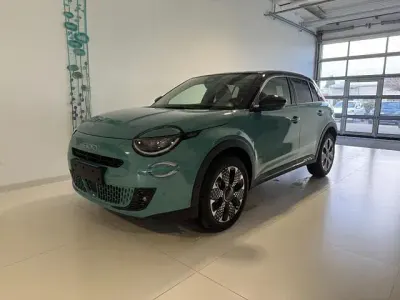 Neu Fiat 600 La Prima 145 PS (106 kW) 2026 Metallic SUV