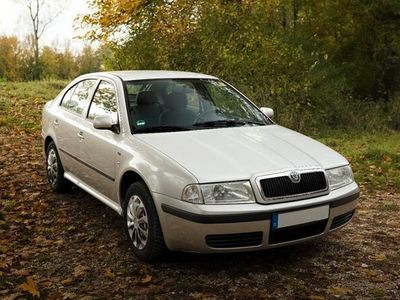 gebraucht Skoda Octavia 2.0 Elegance Limousine