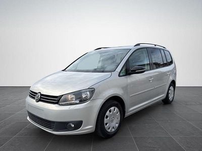 Gebraucht VW Touran Match 105 PS (77 kW) 2013 Gold Van / Kleinbus