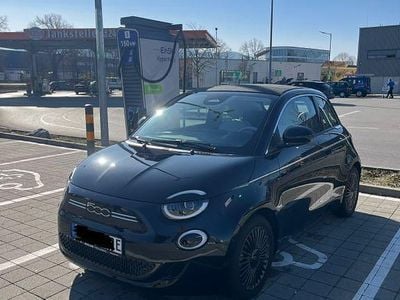 Gebraucht Fiat 500e Red 86 kW (118 PS) 2022 Schwarz Cabrio