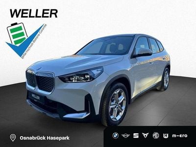 Gebraucht BMW iX1 Performance 225 kW (306 PS) 2023 Alpinweiss (weiß) SUV