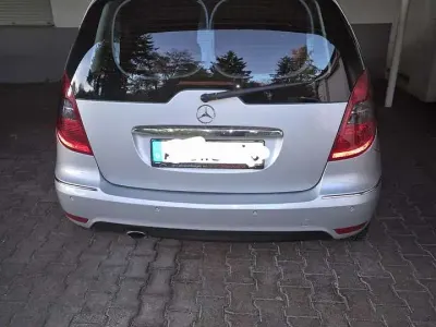 Gebraucht Mercedes A160 Elegance 95 PS (69 kW) 2010 Limousine