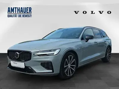 Gebraucht Volvo V60 Plus 455 PS (334 kW) 2025 Grau Kombi
