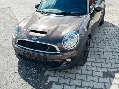 Gebraucht Mini Cooper SD 143 PS (105 kW) 2011 Braun Kleinwagen