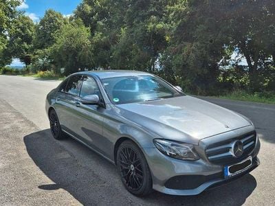 Mercedes E200