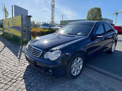 Gebraucht Mercedes C200 Classic 122 PS (89 kW) 2006 Blau Limousine