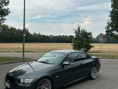 Gebraucht BMW 325 Cabriolet 218 PS (160 kW) 2007 Grau Cabrio