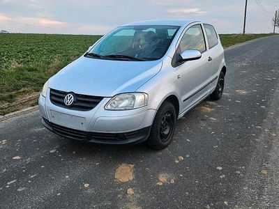 Gebraucht VW Fox Basis 55 PS (40 kW) 2007 Silber Kleinwagen