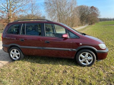 Gebraucht Opel Zafira 125 PS (91 kW) 2002 Van / Kleinbus
