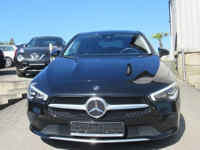 Mercedes CLA200