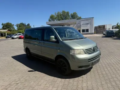 Gebraucht VW Multivan 174 PS (127 kW) 2008 Grün Van / Kleinbus