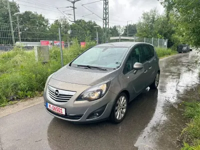 Gebraucht Opel Meriva Innovation 120 PS (88 kW) 2012 Grau Van / Kleinbus