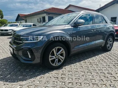Gebraucht VW T-Roc IQ Drive 150 PS (110 kW) 2024 Grau SUV
