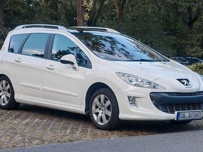 Weiß Gebraucht 2011 Peugeot 308 SW Family Kombi | 4.290 € (Guter Preis)