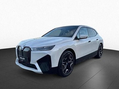 Gebraucht BMW iX M Sport 239 kW (326 PS) 2023 Mineralweiß (weiß) SUV