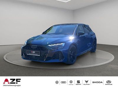 Neu Audi RS3 Sportback Ambiente 400 PS (294 kW) 2026 Blau Kleinwagen