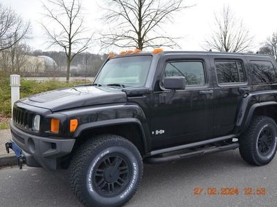 Hummer H3