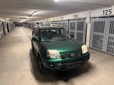 Second-hand Nissan X-Trail 165 CP (121 kW) 2005 Verde SUV