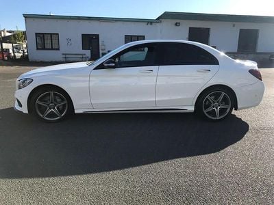 Weiß Gebraucht 2014 Mercedes C220 AMG line Limousine | 18.000 € (Fairer Preis)