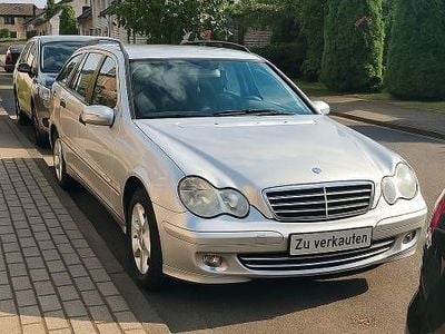 Mercedes 220