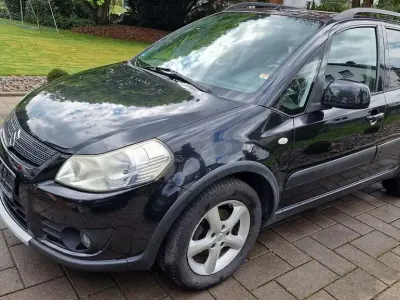 Gebraucht Suzuki SX4 Club 107 PS (78 kW) 2009 Schwarz Limousine