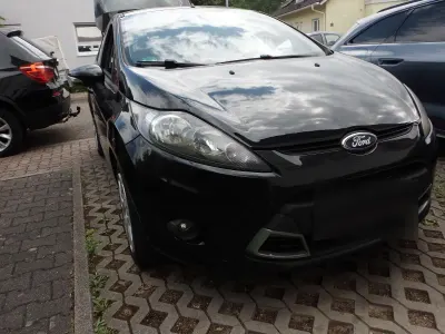 Gebraucht Ford Fiesta Titanium 82 PS (60 kW) 2011 Schwarz Limousine