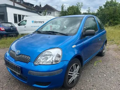 Gebraucht Toyota Yaris 64 PS (47 kW) 2003 Blau Kleinwagen
