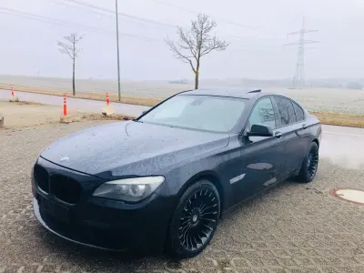 Gebraucht BMW 730 M Sport 245 PS (180 kW) 2010 Schwarz Limousine
