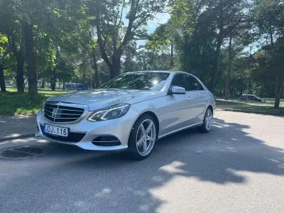 Gebraucht Mercedes E250 Elegance 204 PS (150 kW) 2013 Silber Limousine