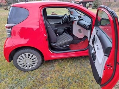 Toyota iQ