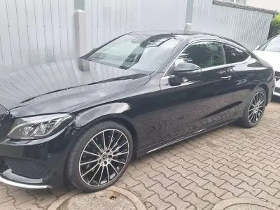 Używany Mercedes C400 AMG line 333 KM (244 kW) 2017 Czarny Coupe