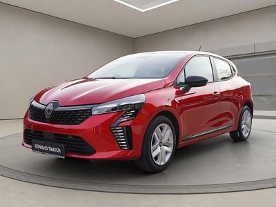 Rot Gebraucht 2024 Renault Clio V Evolution Limousine | 15.450 € (Guter Preis)