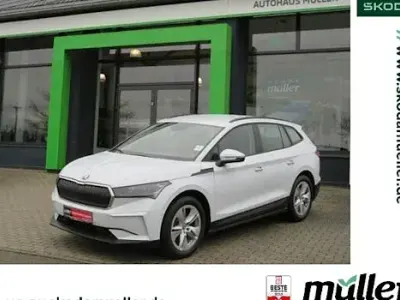 Gebraucht Skoda Enyaq iV Loft 132 kW (180 PS) 2022 Weiß (moonweiss metallic) SUV
