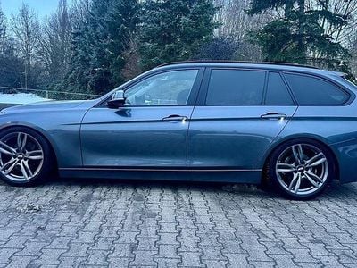 Grau Gebraucht 2013 BMW 320 Performance Kombi | 7.990 € (Guter Preis)