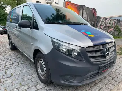 Gebraucht Mercedes Vito 114 PS (83 kW) 2016 Silber Van